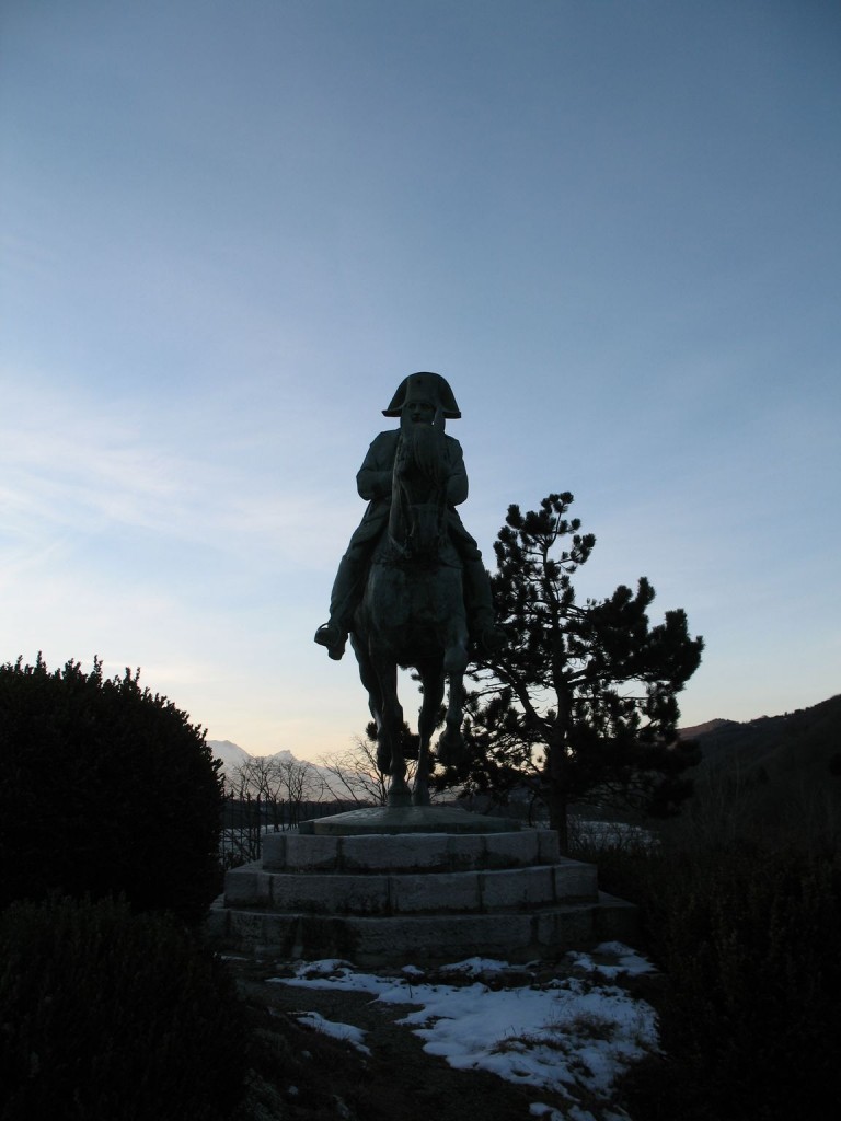 Statue de Napoléon sur la Prairie de la rencontre (Laffrey)